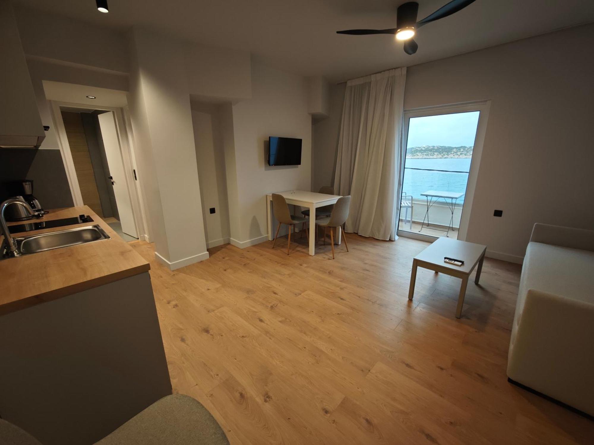 9 Muses Apartments Agios Nikolaos  Exterior photo