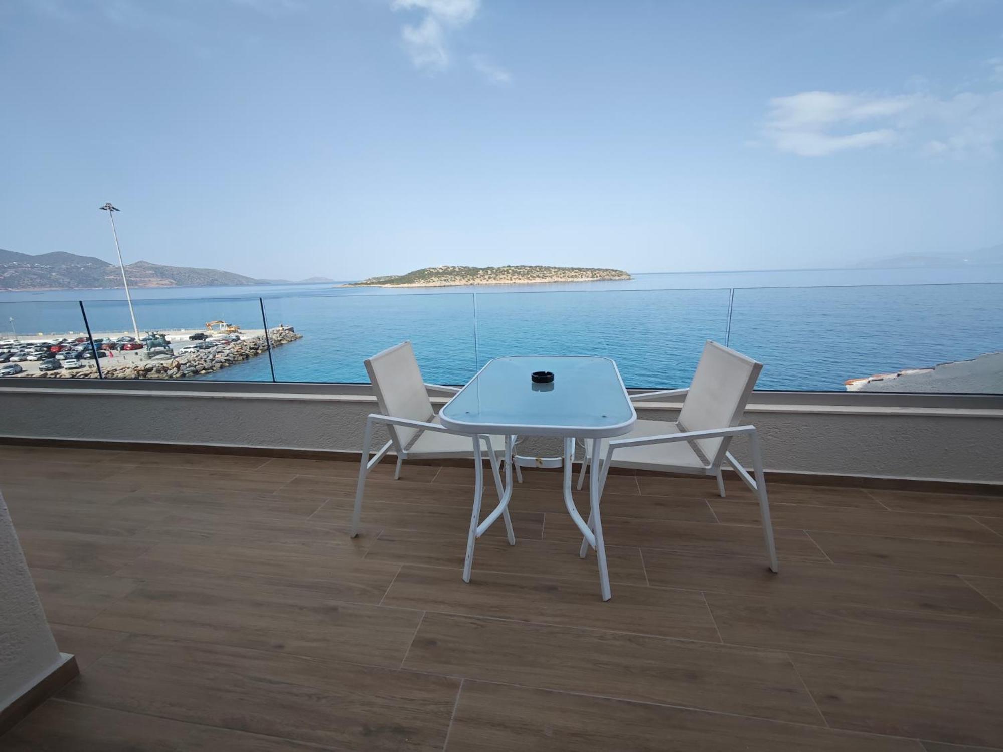9 Muses Apartments Agios Nikolaos  Exterior photo